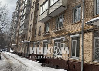 Продажа трехкомнатной квартиры, 54.5 м2, Москва, улица Лизы Чайкиной, 6, метро Аэропорт