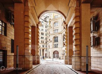 3-комнатная квартира на продажу, 110 м2, Москва, улица Фадеева, 4А, метро Новослободская