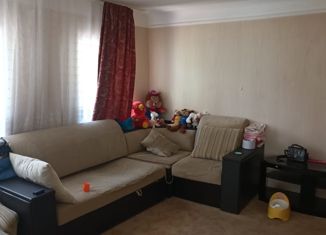 Продается 3-комнатная квартира, 76 м2, Ставрополь, улица Розы Люксембург, 84/2, микрорайон № 2