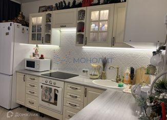 Продам 2-ком. квартиру, 51.9 м2, сельский посёлок Новинки, Инженерный проезд, 5, ЖК Стрижи