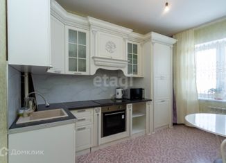 Продажа двухкомнатной квартиры, 57.5 м2, посёлок городского типа Белый Яр, улица Толстого, 1