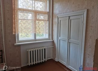 Продаю комнату, 97.1 м2, Петергоф, Эрлеровский бульвар, 4