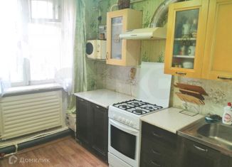 Продаю трехкомнатную квартиру, 65 м2, поселок Заветный, Сургутская улица, 7