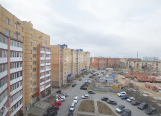 Продаю 2-ком. квартиру, 61.1 м2, Тюменская область, 16-й микрорайон, 35