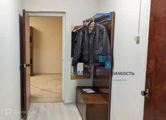 Сдаю в аренду 2-комнатную квартиру, 52 м2, Москва, улица Плещеева, 30, улица Плещеева