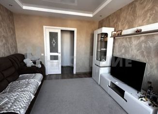 3-ком. квартира на продажу, 65.8 м2, Каменск-Шахтинский, Советская улица, 40