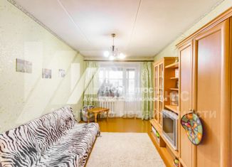 Продается 3-комнатная квартира, 58.4 м2, Вологодская область, улица Прядильщиков, 5