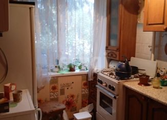 Продается 2-ком. квартира, 44 м2, Строитель, улица 5 Августа, 6