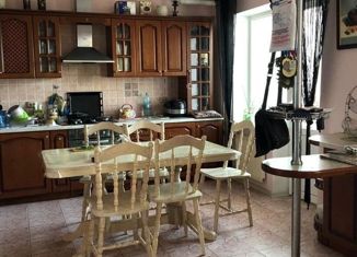 Продается 4-ком. квартира, 140 м2, Ставрополь, Восточный переулок, 4, микрорайон № 23