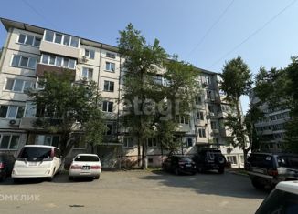 Продам 3-ком. квартиру, 61.2 м2, Владивосток, Вокзальная улица, 1, Первореченский район