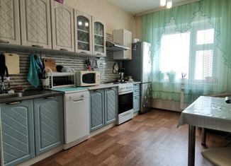 Продается 3-комнатная квартира, 71 м2, Тюменская область, улица Льва Толстого, 15