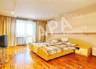 Сдаю 3-ком. квартиру, 120 м2, Самара, улица Водников, 28/30, Самарский район