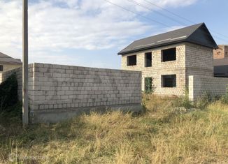 Продаю дом, 120 м2, Нальчик, район Центр, площадь 400-летия