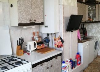 Продажа 3-комнатной квартиры, 80.8 м2, Нижний Новгород, улица Октябрьской Революции, 64, метро Чкаловская