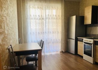 Сдам 1-ком. квартиру, 40 м2, Краснодар, Гаражная улица, 87, ЖК Маршал