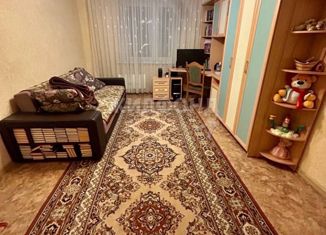 Продам 3-ком. квартиру, 105 м2, Тольятти, улица Тимирязева, 74