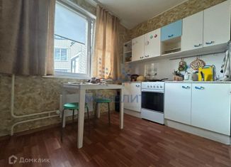 Продам 1-ком. квартиру, 38 м2, Москва, улица Главмосстроя, 5, район Солнцево