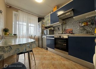 Продается двухкомнатная квартира, 47 м2, Москва, Болотниковская улица, 43