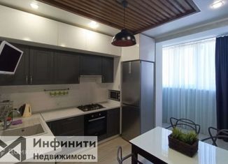 3-комнатная квартира на продажу, 70 м2, Ставрополь, улица Рогожникова, 17, ЖК Севастопольский