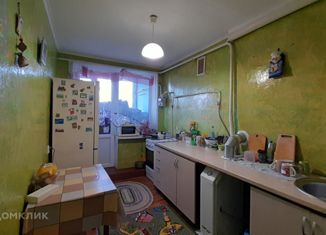 Продаю 2-ком. квартиру, 48 м2, село Кольцово, улица Мира, 2
