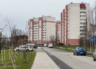 Продается 2-комнатная квартира, 56.4 м2, Коммунар, Ижорская улица, 28