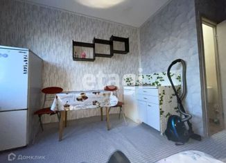 Продам комнату, 12.1 м2, Красноярск, Солнечный бульвар, 13, жилой район Солнечный