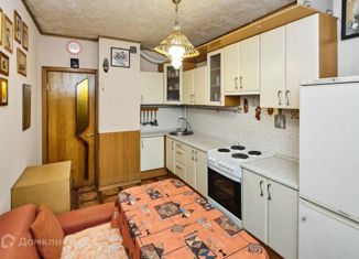 Сдам в аренду 2-комнатную квартиру, 53.4 м2, Москва, улица Марьинский Парк, 13, метро Братиславская