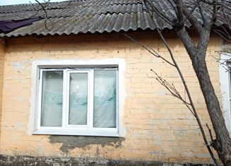 Продам 5-комнатную квартиру, 85 м2, Темрюк, улица Кириллова, 5