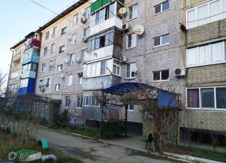 Продается 1-комнатная квартира, 35 м2, Апшеронск, Пролетарская улица, 186