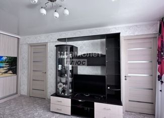 3-комнатная квартира на продажу, 48.4 м2, Астраханская область, улица Космонавтов, 12