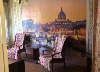 Продажа однокомнатной квартиры, 30 м2, посёлок городского типа Комсомольский, 1-й микрорайон, 11