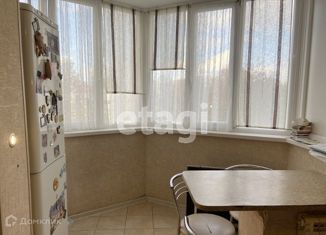 2-комнатная квартира на продажу, 50.7 м2, поселок Комсомольский, улица Гайдара, 1А