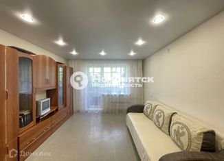 Продам 2-комнатную квартиру, 51 м2, Киров, Советская улица, 95