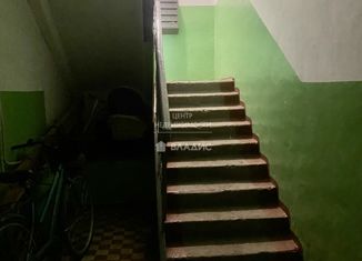 Продам 2-комнатную квартиру, 41.4 м2, Арсеньев, Калининская улица, 8