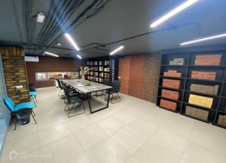 Продам офис, 305.3 м2, Казань, проспект Альберта Камалеева, 28/9, Советский район