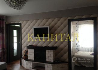 Сдам в аренду 4-ком. квартиру, 60 м2, Ачинск, 1-й Юго-Восточный микрорайон, 8