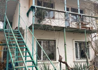 2-комнатная квартира на продажу, 75 м2, Феодосия, улица Дмитрия Ульянова, 4