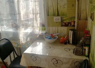 Продается двухкомнатная квартира, 42.2 м2, Москва, улица Кубинка, 10, улица Кубинка