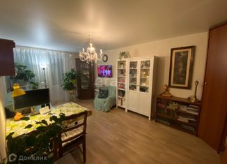 Продается двухкомнатная квартира, 47 м2, Москва, улица Введенского, 12к2, улица Введенского