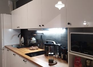 Продам 2-ком. квартиру, 52 м2, село Сукко, Мирная улица, 11к1, ЖК Холидей Хаус