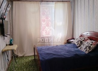 Продаю 3-ком. квартиру, 65 м2, посёлок городского типа Смидович, Комсомольская улица, 25А