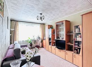 Продаю 3-комнатную квартиру, 67 м2, Челябинская область, улица Братьев Кашириных, 105А