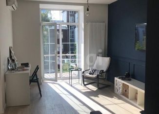 Продам 2-комнатную квартиру, 50 м2, Новосибирск, улица Ленина, 15, улица Ленина