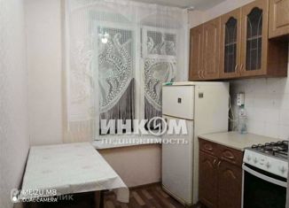 Двухкомнатная квартира в аренду, 45 м2, Москва, Керченская улица, 24, район Зюзино