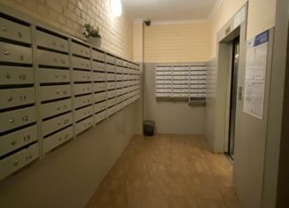 Продам трехкомнатную квартиру, 88.6 м2, Санкт-Петербург, улица Бадаева, 5к2, улица Бадаева