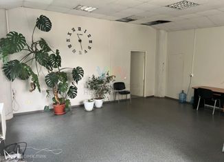 Сдаю в аренду офис, 55 м2, Уфа, Орджоникидзевский район, улица Адмирала Макарова, 26