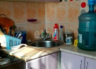 Продается 4-ком. квартира, 62 м2, Альметьевск, улица Мира, 15