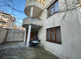 Продается дом, 360 м2, Краснодарский край, улица Роз, 20Б
