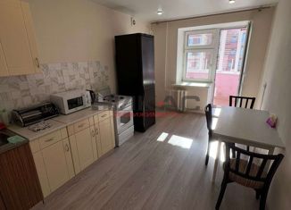 Сдам в аренду 1-ком. квартиру, 50 м2, Ярославль, Московский проспект, 119к2, район Суздалка