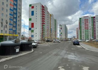 Продажа 1-ком. квартиры, 37.1 м2, Тюмень, улица Павла Шарова, 9